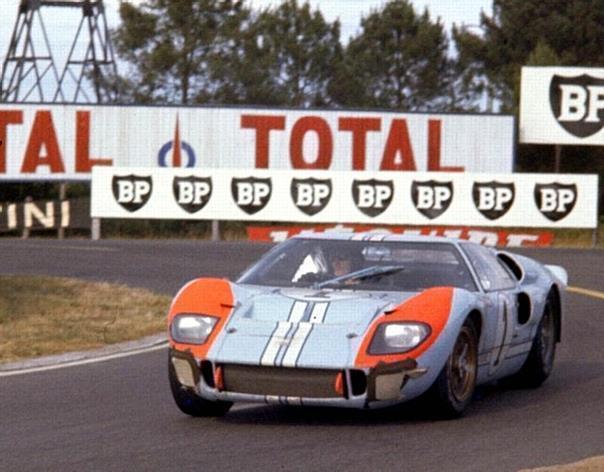 24 Hours of LeMans, LeMans, France, 1966. Ken Miles/Denis Hulme Shelby American race winning Ford Mark II at the Mulsanne Hairpin.